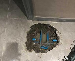 碧江阳台漏水维修公司分享下暖气管道漏水的原因有哪些